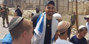 İsrailli Yerleşimcilerden Filistinli Gencin Katiline Coşkulu Karşılama!