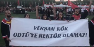 ODTÜ Rektörü Kendisini Eleştiren Pankarta Engel Olmuş!