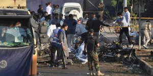 Pakistan’da Mitinge Canlı Bombalı Saldırı: 12 Ölü