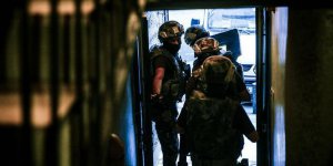 İstanbul'da Uyuşturucu Satıcılarına Operasyon: 24 Gözaltı