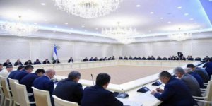 Kazakistan'da Rus Televizyonlarının Yayınları Askıya Alınıyor