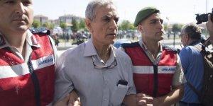 Akın Öztürk 'İsrail Bizi Sattı' Demiş