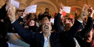 Tunus’u Ziyaret Eden Suudi Veliaht Prensine Protesto Şoku