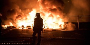 Fransa'da Şiddet Olaylarının Ağır Bilançosu