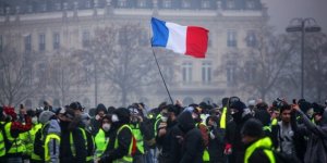 İtalya'dan Sarı Yeleklilere Destek: "Yeni Bir Avrupa Doğuyor"