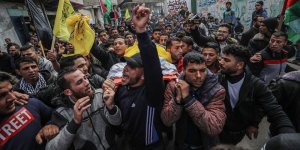 Gazze Genç Şehidini Hakk’a Uğurladı