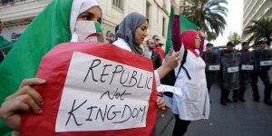 ‘Buteflika İlk Aşama, Halk Sistem Değişsin İstiyor’