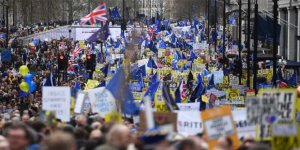 İngiltere'de 1 Milyon Kişi Yeniden Referandum İçin Sokaklarda