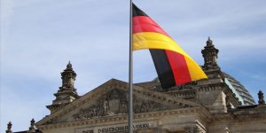 Almanya Suudi Arabistan'a Silah İhracatını Durdurma Kararını 6 Ay Uzattı