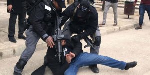 İşgal Güçleri 11 Filistinliyi Gözaltına Aldı