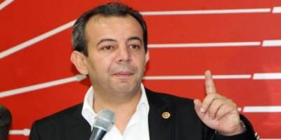 Yetmez Irkçı Tanju Başkan, ayaklarından asalım!