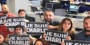 Ne İdüğü Belirli Olmak İçin LGBT ya da Ateist mi Olmalı?