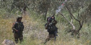İşgal Güçleri Batı Şeria'da 4 Filistinliyi Yaraladı