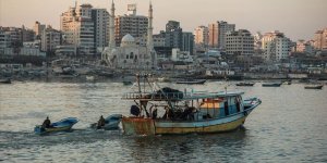 İşgalci İsrail Gazze'deki Avlanma Mesafesini Yeniden Düşürdü