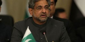 Eski Pakistan Başbakanı Abbasi Tutuklandı