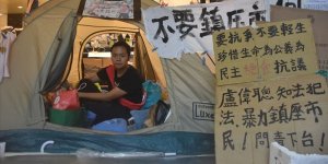 Hong Konglu Aktivist Çin'e İade Tasarısının İptali İçin Açlık Grevinde