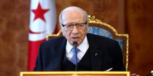 Tunus Cumhurbaşkanı Sibsi Vefat Etti