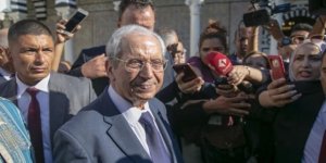 Tunus'un Geçici Cumhurbaşkanı Görevine Başladı