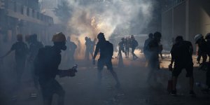 Hong Kong'daki Protestolarda 420 Gösterici Gözaltına Alındı