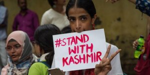 "Hindistan'ın Keşmir Kararı Tamamen ve Açıkça Anayasaya Aykırı"