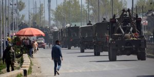 Hindistan Cammu Keşmir'e 125 bin Paramilis Güç Gönderdi