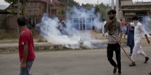 Keşmir'de Hindistan'ın İlhak Kararının Ardından İlk Protestolar