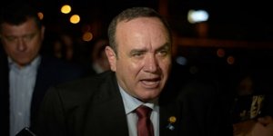 Guatemala'nın Yeni Devlet Başkanı Alejandro Giammattei