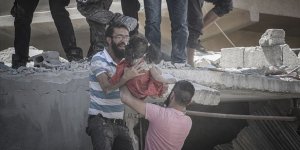Esed Rejimi İdlib'de Sivilleri Vurdu: 10 Ölü