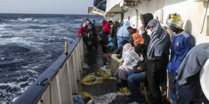 Salvini'den Göçmen Kurtaran STK Gemisine Giriş Yasağı