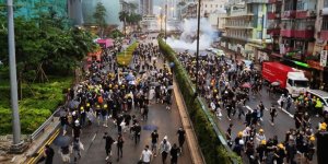 Hong Kong'da Maskeli Protestocuları İfşa Edene Ödül Vaadi