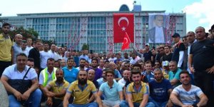 Mağdur İşçilerin İBB Önünde Bekleyişleri Sürüyor