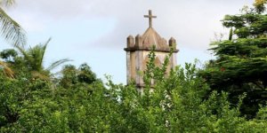 Senegal'deki Katolik Fransız Okulundan Tepki Çeken Başörtüsü Yasağı