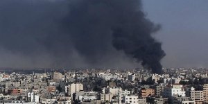 Siyonist İsrail Ordusu Gazze'de 2 Mevkiyi Bombaladı