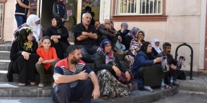Diyarbakır Annelerinin Oturma Eylemine Katılım Sürüyor