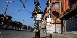 Keşmir'de Gazetecilerin İşlerini Yapması Engelleniyor