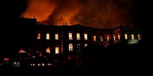 Brezilya'da Hastanede Yangın Çıktı