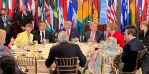 Cumhurbaşkanı Erdoğan Darbeci Sisi’nin Bulunduğu Salona Girmeyi Reddetti!