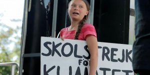 ‘Proje Kız’ Suçlamaları ile Kahramanlık Arasında Greta Thunberg
