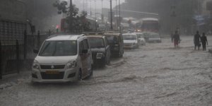 Hindistan'da Şiddetli Yağışlar Bir Haftada 59 Can Aldı