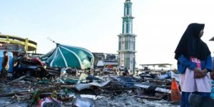 Endonezya'da Geçen Ay 924 Deprem Meydana Geldi