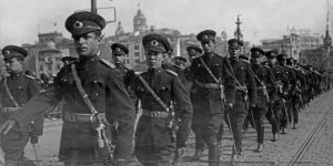 İstanbul’u Kurtarmak İçin Neden Bir Yıldan Fazla Beklendi?