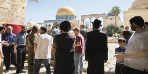 185 Fanatik Yahudi Mescid-i Aksa'ya Baskın Düzenledi