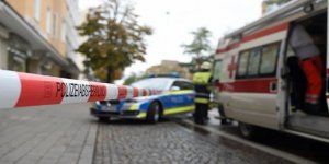 Almanya'da Sinagog Önünde Silahlı Saldırı: 2 Ölü