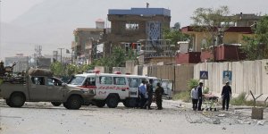 Afganistan'da Camiye Bombalı Saldırı