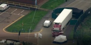 İngiltere'de Konteyner İçinde 39 Ceset Bulundu