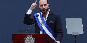 El Salvador Devlet Başkanı'nın 'Cinayetsiz Gün' Sevinci