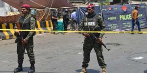 Pakistan'da Güvenlik Görevlilerinin Aracına Saldırı: 5 Ölü