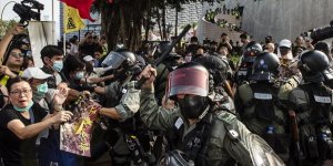 Hong Kong'daki Gösterilerde Son Dönemde Şiddet Arttı