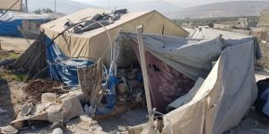 Özgür-Der ve Fetih-Der Yardım Ekipleri Bombardımana Tabi Tutulan Çadır Kampta