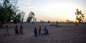 Nijerya'da Her Gün 47 Çocuk ya da Genç AIDS Nedeniyle Ölüyor